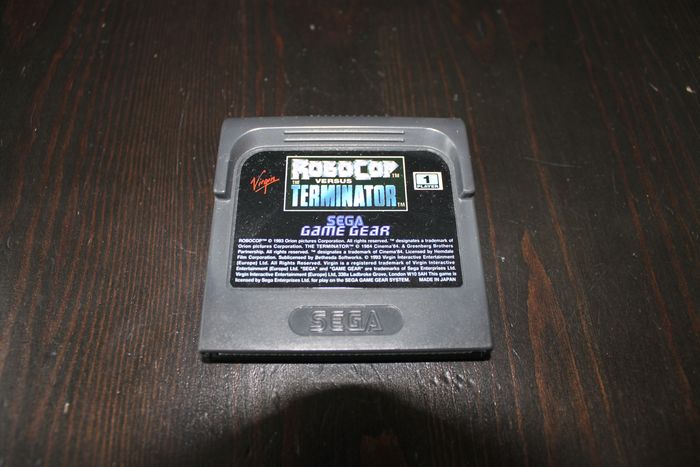 Robocop vs Terminator